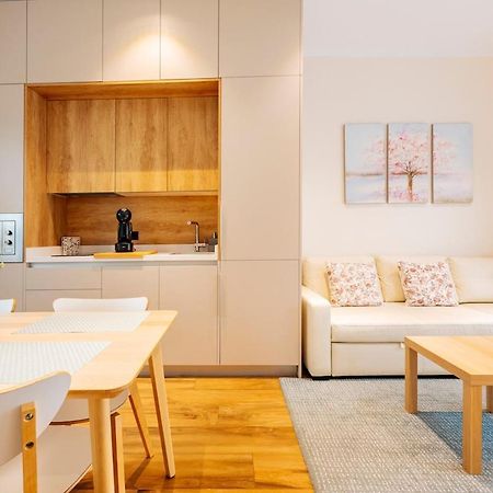 Deluxe Twobedroom Apartment Seville Downtown Экстерьер фото