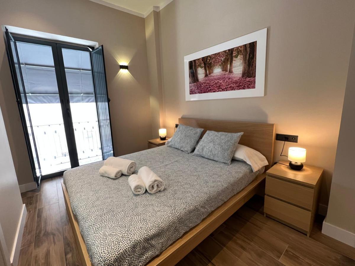 Deluxe Twobedroom Apartment Seville Downtown Экстерьер фото