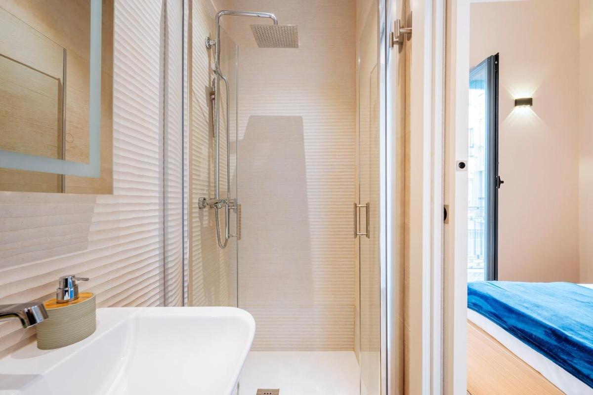 Deluxe Twobedroom Apartment Seville Downtown Экстерьер фото