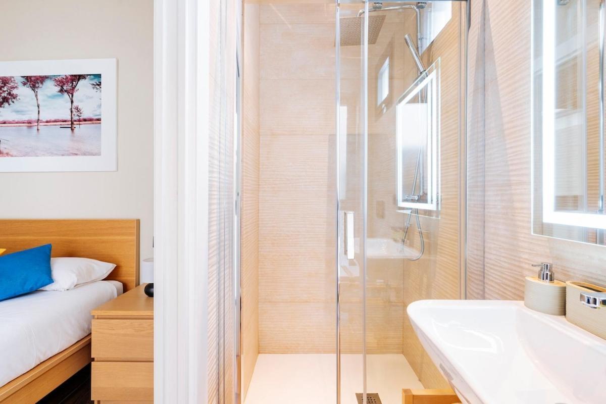 Deluxe Twobedroom Apartment Seville Downtown Экстерьер фото