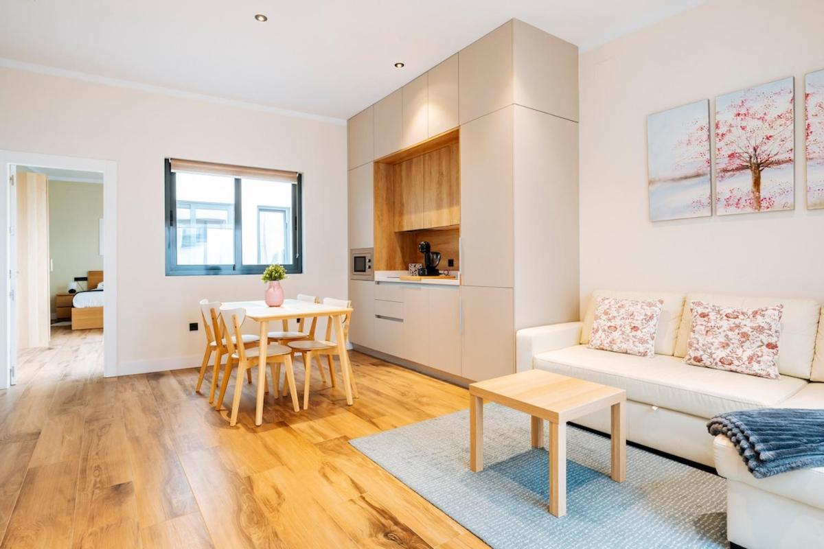Deluxe Twobedroom Apartment Seville Downtown Экстерьер фото